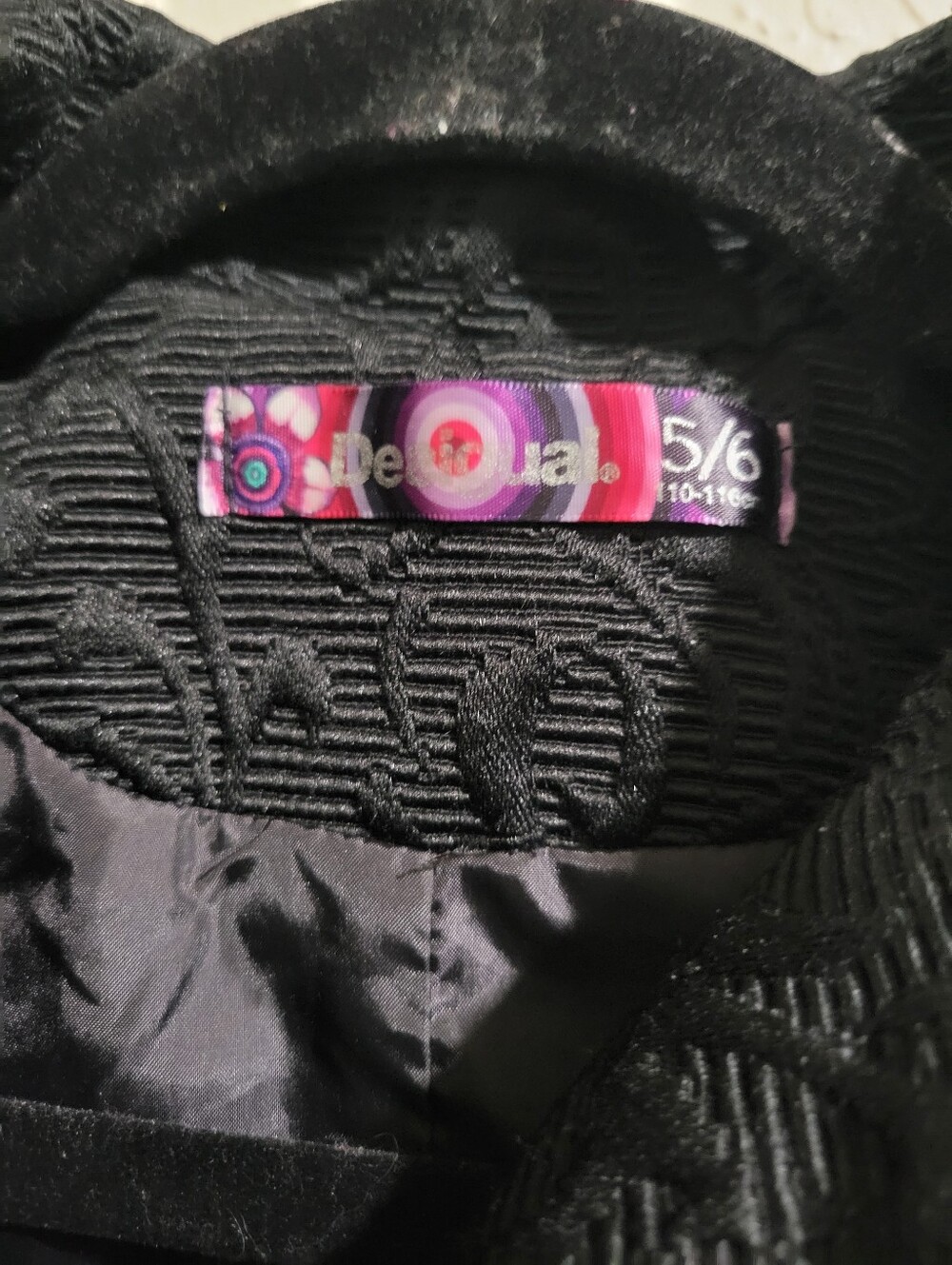 Desigual Girls 5/6 Y Black Embossed Designer Pea Coat Embroidered Flawed - Picture 12 of 16